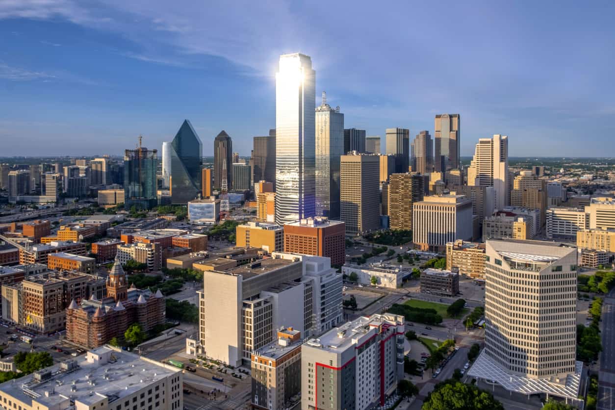 Dallas Texas skyline where Charitable Movers provides moving services.